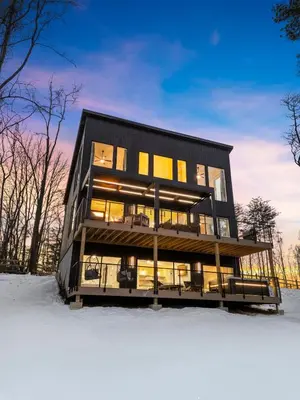 a house in the snow in the winter at Adamina Canyon Luxurious, Canyon View 5BR 3BTH 3 in Rockbridge