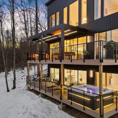Adamina Canyon Luxurious