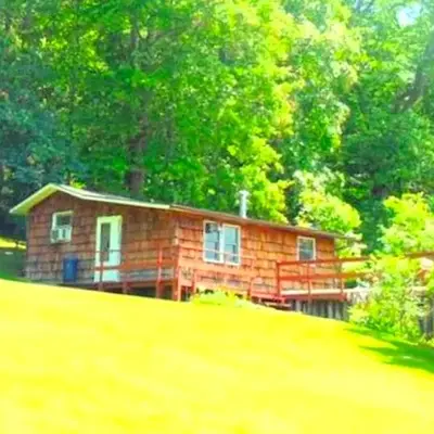 Rustic Cabin Rental near Akron