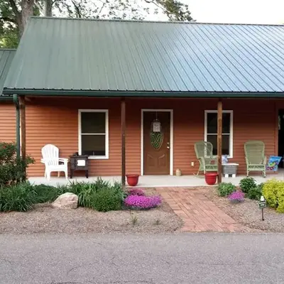 Woodland Cottage Rental Perfect for Couples Overlooking Raccoon Creek in Ohio