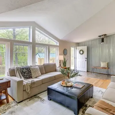 Walk to River Loudonville Retreat with Hot Tub!