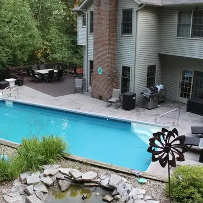 Family Friendly lodge located in the Hocking Hills