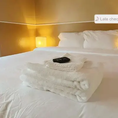 Puro Cuarto | Room 10 min Downtown