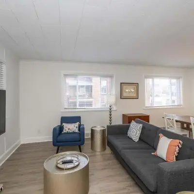 The Grand Elm Suite 1 - Sleeps 4