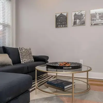 LUXE Spot Suites