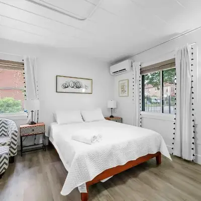 Chic City Retreat 87