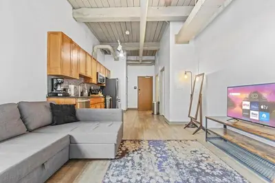 Gallery image of Loft-Style Studio l DT Cleveland l Parking l Café in Cleveland