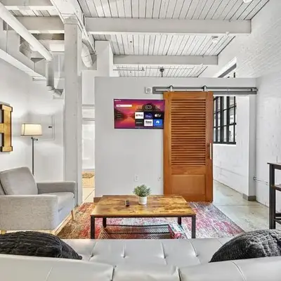 Brooklyn Style Loft l DT l Parking l Cafe