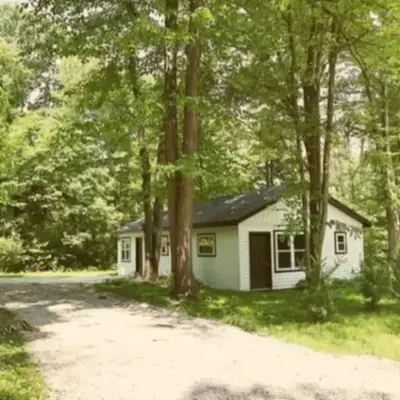 The Reel Freedom Cottage at Leesville Lake