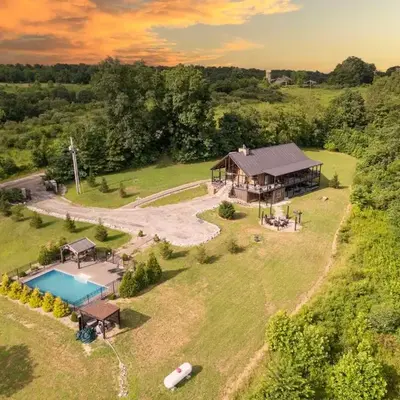Serenity Ridge 6 Br Sleeps 16 Pool Hot Tub