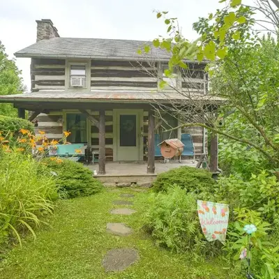 3 Mi to River 11-Acre Retreat in Rural Stockport