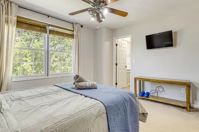 Gallery image of Stay and Play in Lewis Center Home with Spacious Deck in Lewis Center