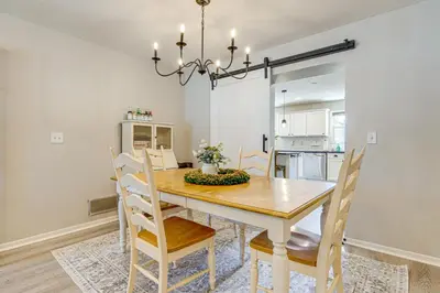 Gallery image of Stay and Play in Lewis Center Home with Spacious Deck in Lewis Center