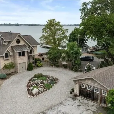 Waterfront Luxury Family Retreat