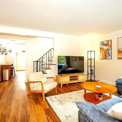 South Euclid 4BR Luxe Escape with Game room and BBQ