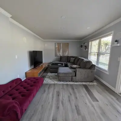 CulDeSec Home 4BR 3 & half Baths Sleeps 7 Jacuzzi tub