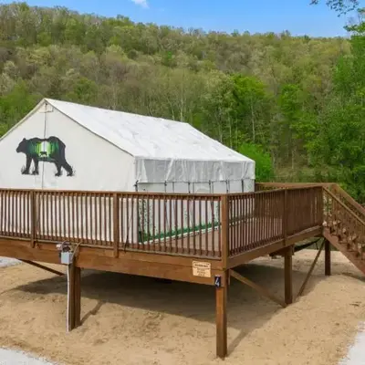 Furnished Glamping Tent/Red River Access/King Bed