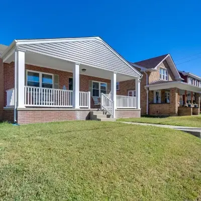Walk to Ritter Park Renovated Home Near Marshall!