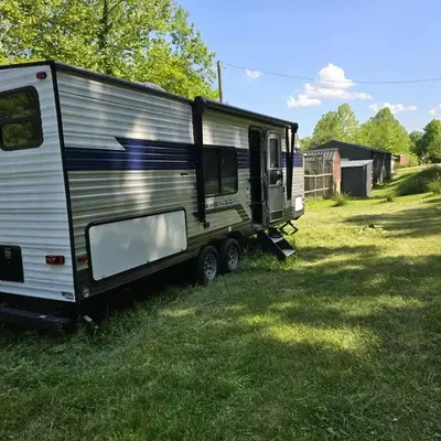 Monday creek camper