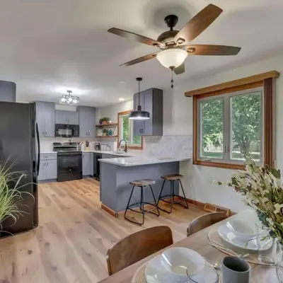 Spacious 4BR Ranch Near Easton Perfect for Families & Work Groups