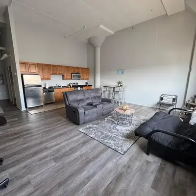 Spacious Condo Minutes to Cedar Point