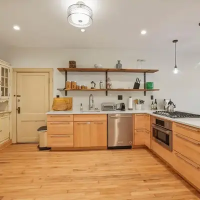 Spacious Historic 8-Bedroom Manor in Short North - Perfect for Large Groups