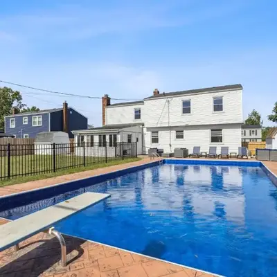 Ultimate Group Escape Heated Pool - 12 Guests