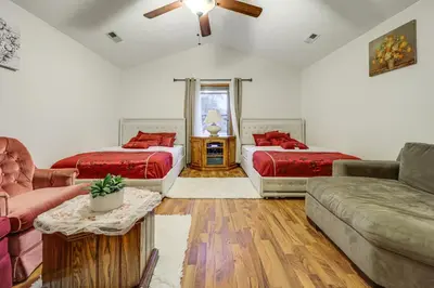 Gallery image of Families Welcome! Spacious Suburban Home in Dayton in Dayton
