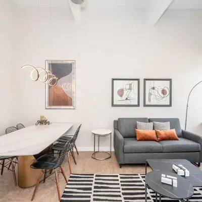 The 333 Suites 201 - Stay for 6