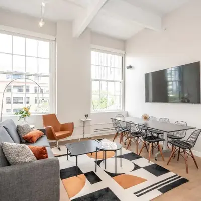 The 333 Suites 303 - Suite for 6