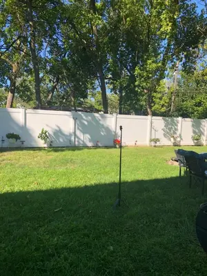 a pole in the middle of a grass field at Suite Serenity in Cleveland