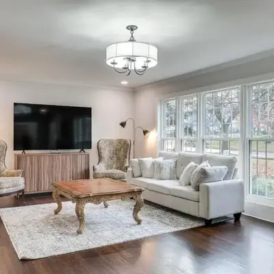 Explore Cleveland Attractions! Family-Focused Home