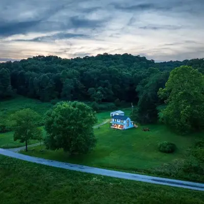Nature-Quiet Retreat • Firepit BBQ • PetFriendly