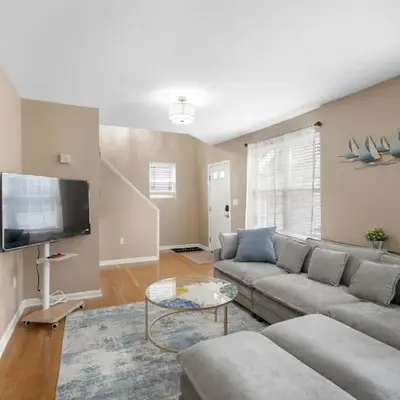 Tusculum Hilltop Haven For 8