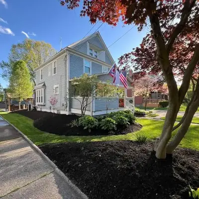 Cozy Berrodin Bed And Breakfast Whole House Booking In Highland Square Akron