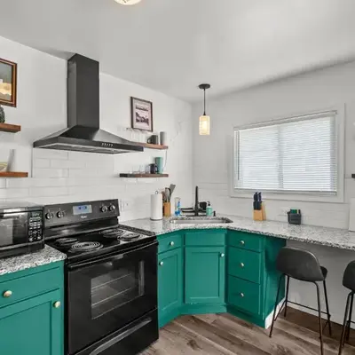 Mint Julep - Studio in Downtown Lexington