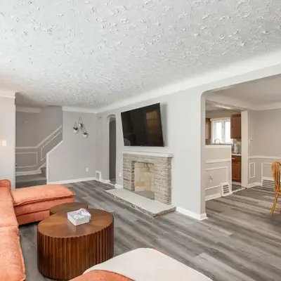 Cozy and stylish 3BR home in quiet neighborhood