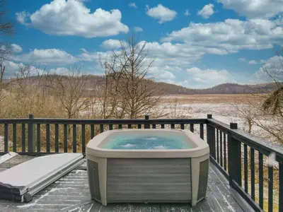 Gallery image of Seneca Lake Barndominium Retreat