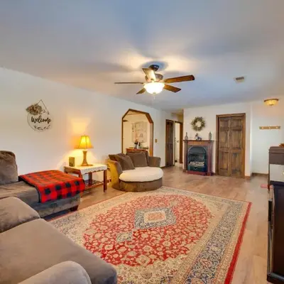 5-Acre Hocking Hills Hideaway! Pet-Friendly Home