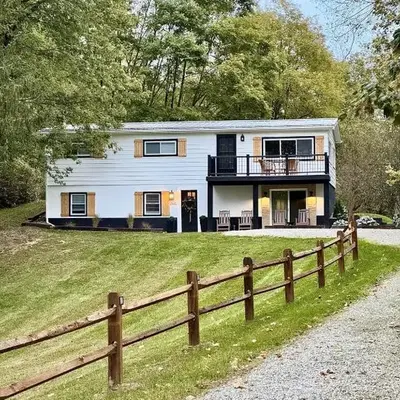 Logan’s Lookout over Mohican - Modern Farmhouse