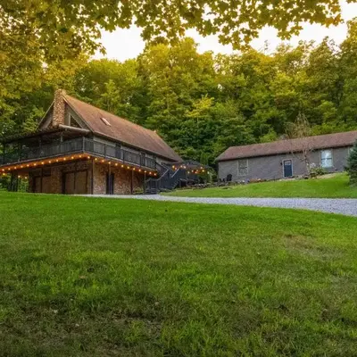 Shady Point Retreat with Hot Tub and Pickleball!