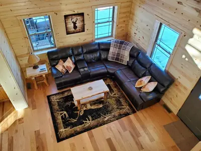 an overhead view of a living room with a leather couch at Ace of Hearts in Rockbridge