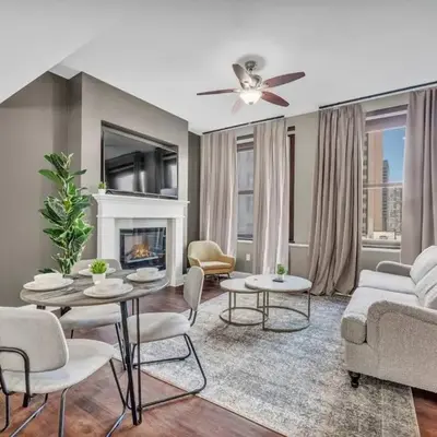 Elegant Loft in the Heart of Downtown | Gym