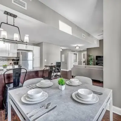 Elegant Downtown Apartment | Paid Parking & Gym