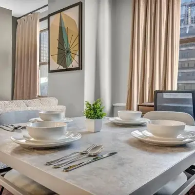Sophisticated Downtown Loft | Parking & Gym