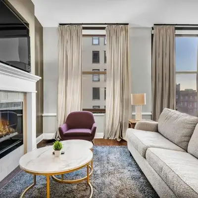 Luxury 2 Bedroom Loft in Heart of Downtown | Gym