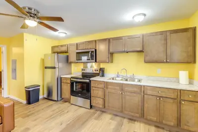 Gallery image of Close to Downtown Ashland! Convenient Suite in Ashland