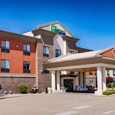 Holiday Inn Express & Suites Shelbyville Indianapolis by IHG