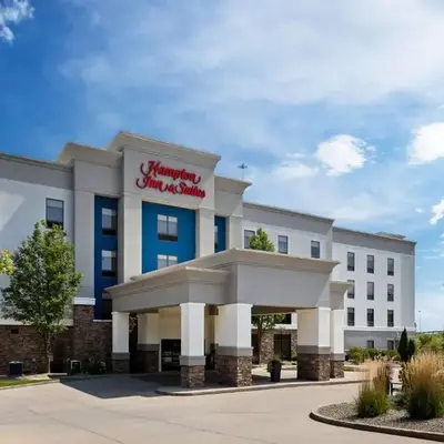 Hampton Inn & Suites Canton