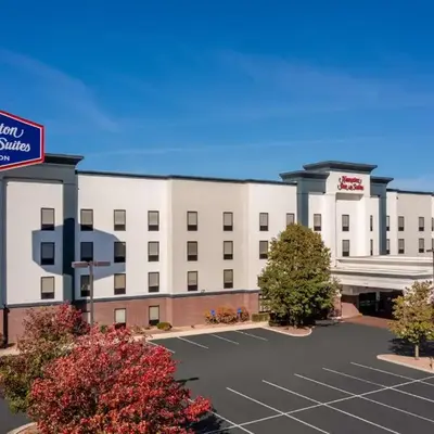 Hampton Inn & Suites Muncie